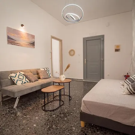 The Naxian Corner Appartement *